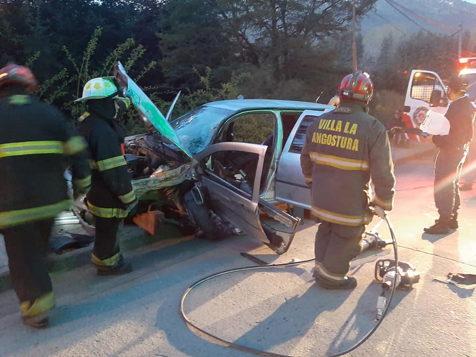Fotos: Bomberos Voluntarios de Villa la Angostura.